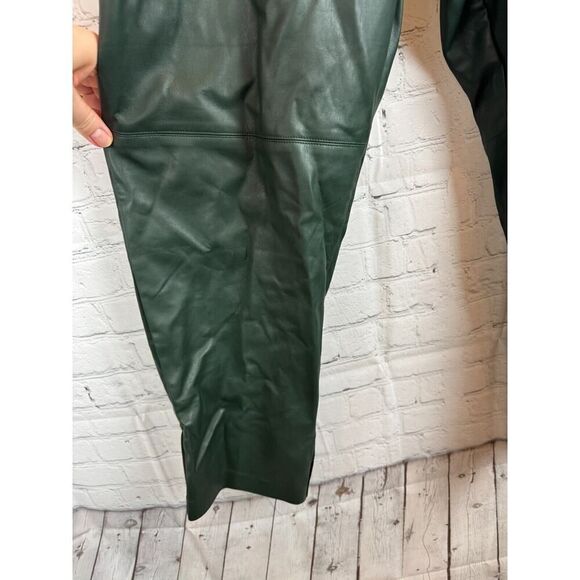 ELOQUII green stretch faux vegan leather cropped ankle pants 24 NWT - Picture 6 of 10
